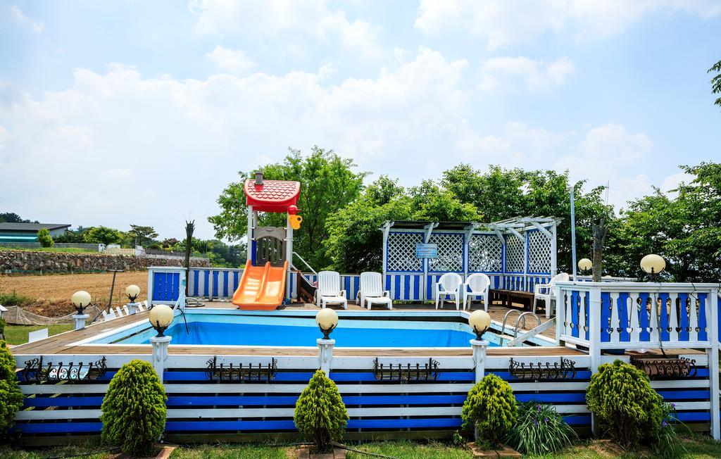 גייאונגג'ו Polaris Tourist Pension מראה חיצוני תמונה