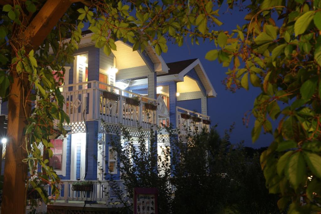 גייאונגג'ו Polaris Tourist Pension מראה חיצוני תמונה