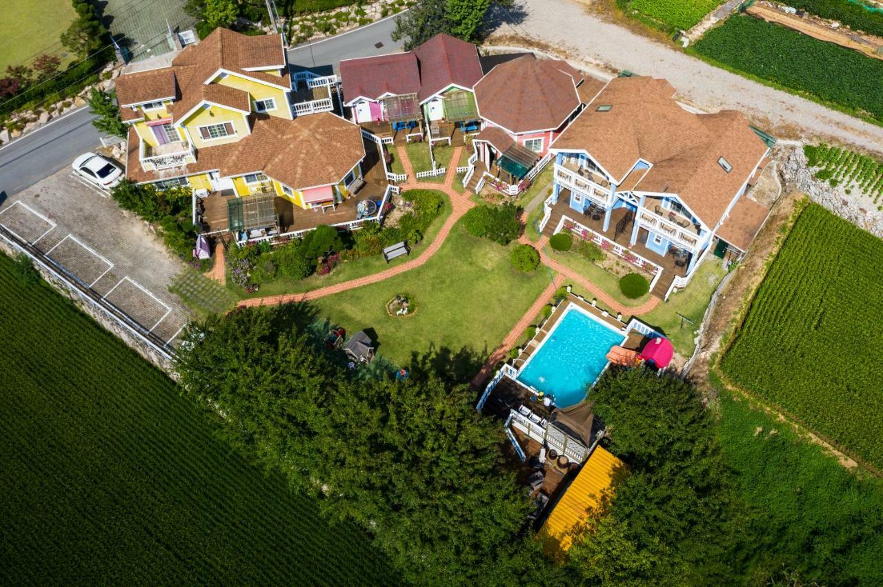 גייאונגג'ו Polaris Tourist Pension מראה חיצוני תמונה